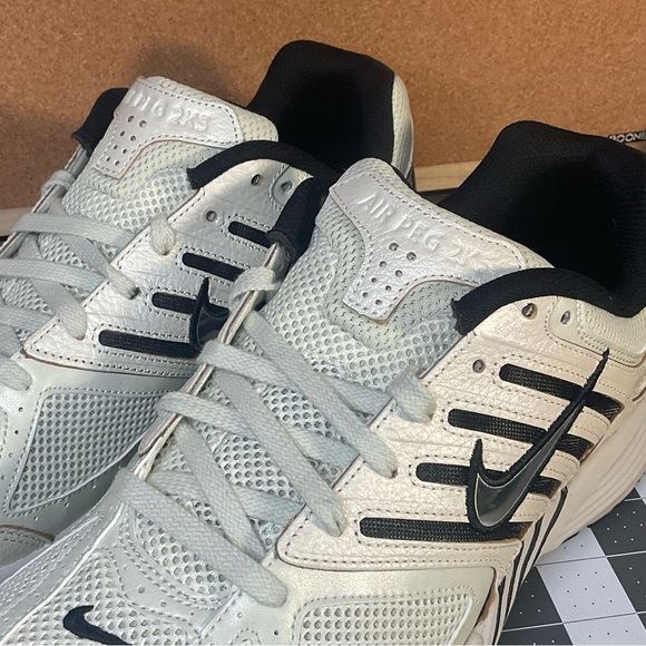 Nike AIR PEG 2K5 
Sea glass
brand new
NWOT - Picture 4 of 7